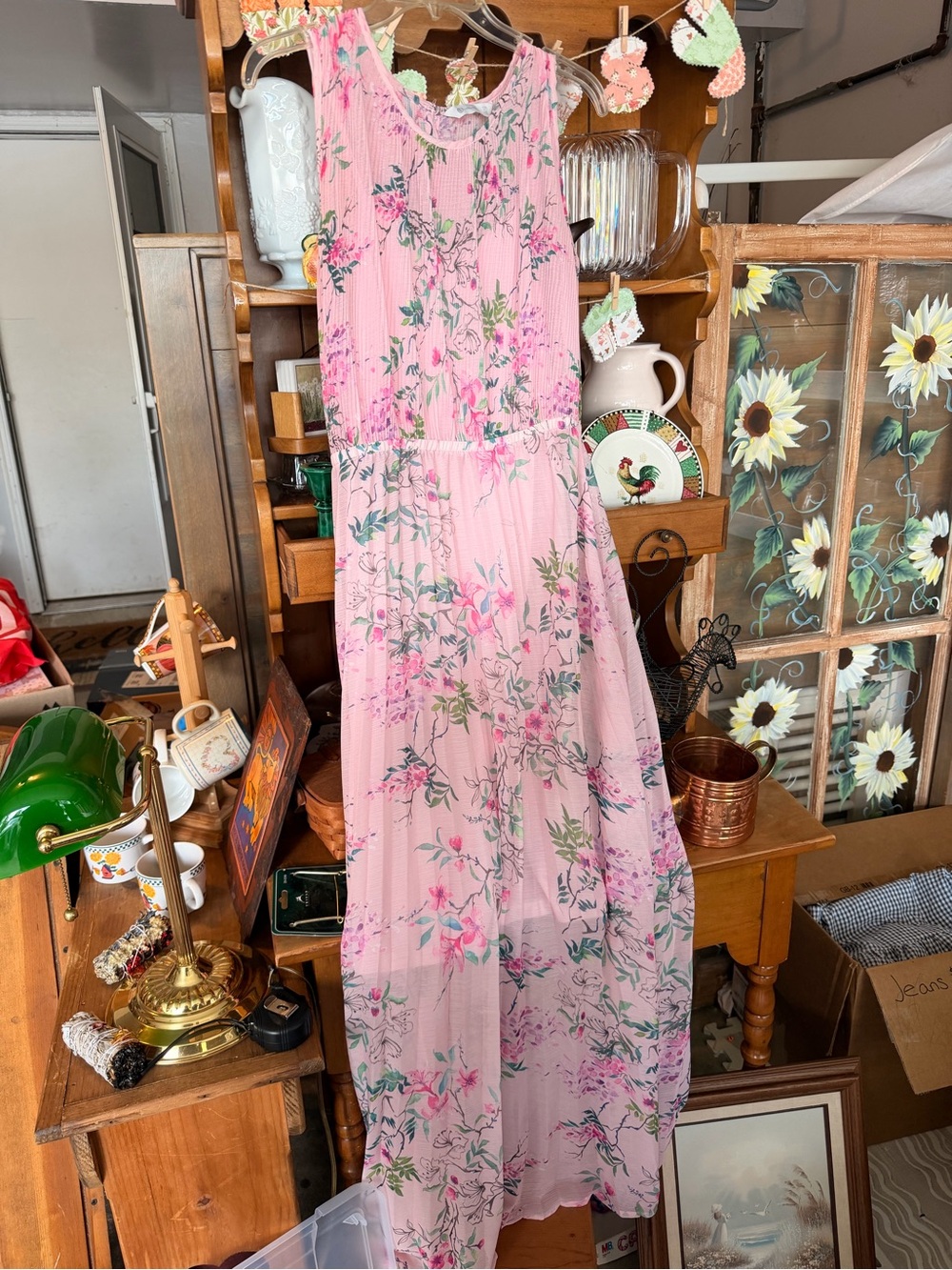 Light Pink Floral Sleeveless Maxi Dress